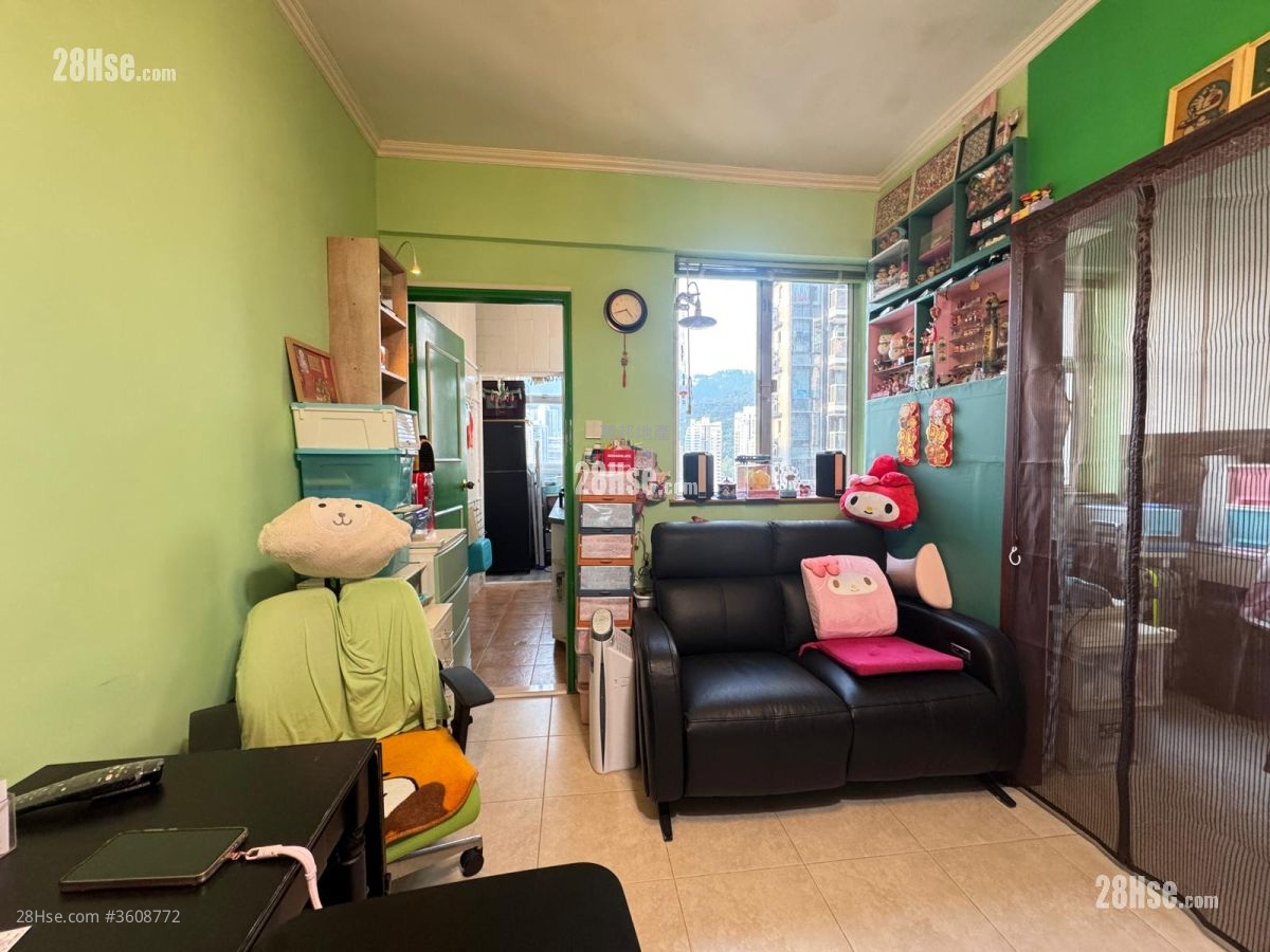 Sunny Court Sell 2 Bedrooms , 1 Bathroom 340 ft² Sunny Court Sell 2 Bedrooms , 1 Bathroom 340 ft²