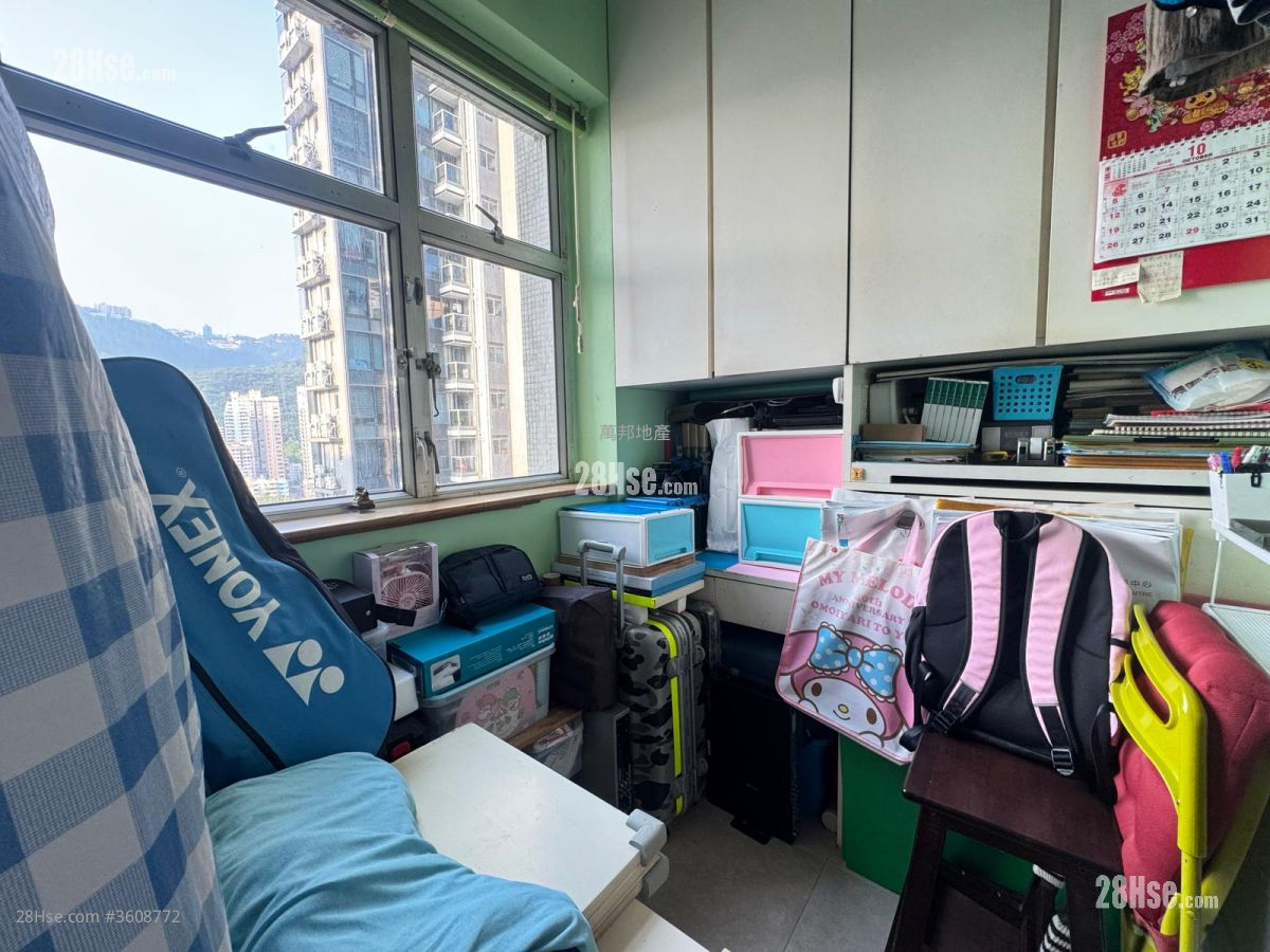 Sunny Court Sell 2 Bedrooms , 1 Bathroom 340 ft² Sunny Court Sell 2 Bedrooms , 1 Bathroom 340 ft²