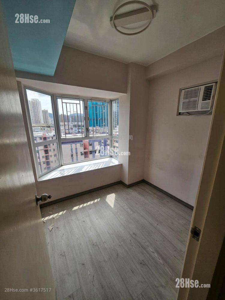 Bailey Garden Rental 3 Bedrooms , 2 Bathrooms 476 ft² Bailey Garden Rental 3 Bedrooms , 2 Bathrooms 476 ft²