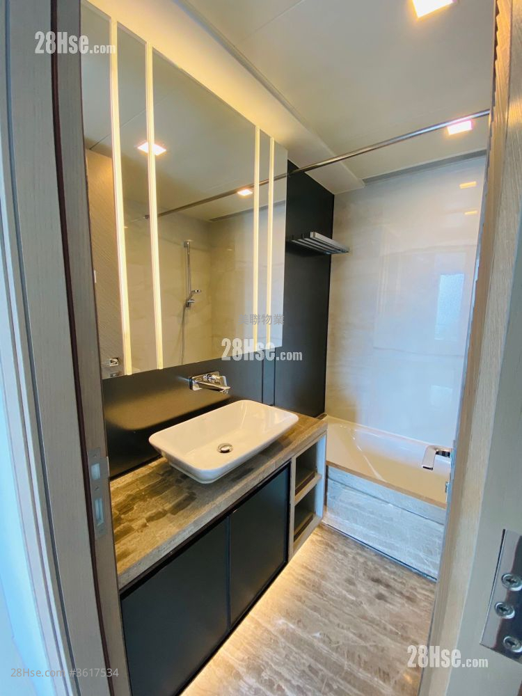 海之戀 租盤 3 房 , 3 浴室 797 平方呎 海之戀 租盤 3 房 , 3 浴室 797 平方呎