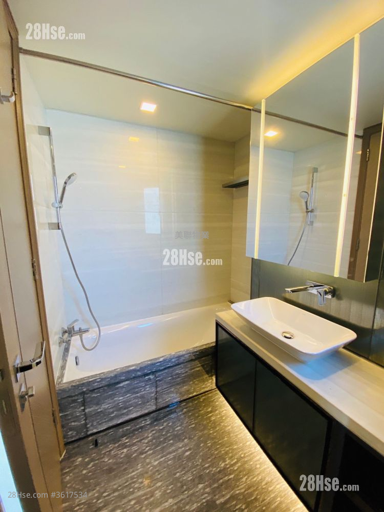 海之戀 租盤 3 房 , 3 浴室 797 平方呎 海之戀 租盤 3 房 , 3 浴室 797 平方呎