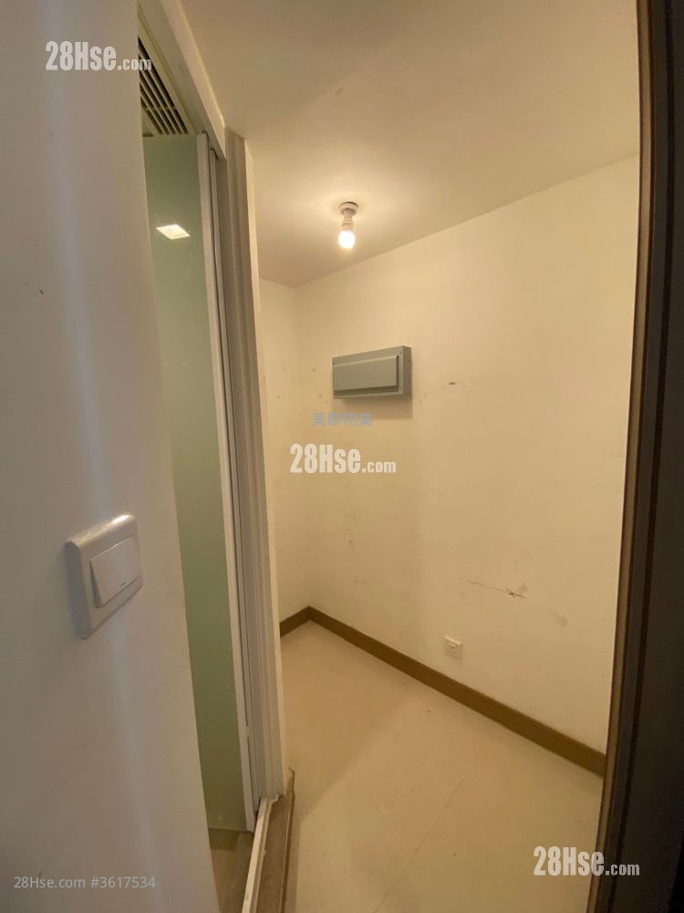 海之戀 租盤 3 房 , 3 浴室 797 平方呎 海之戀 租盤 3 房 , 3 浴室 797 平方呎