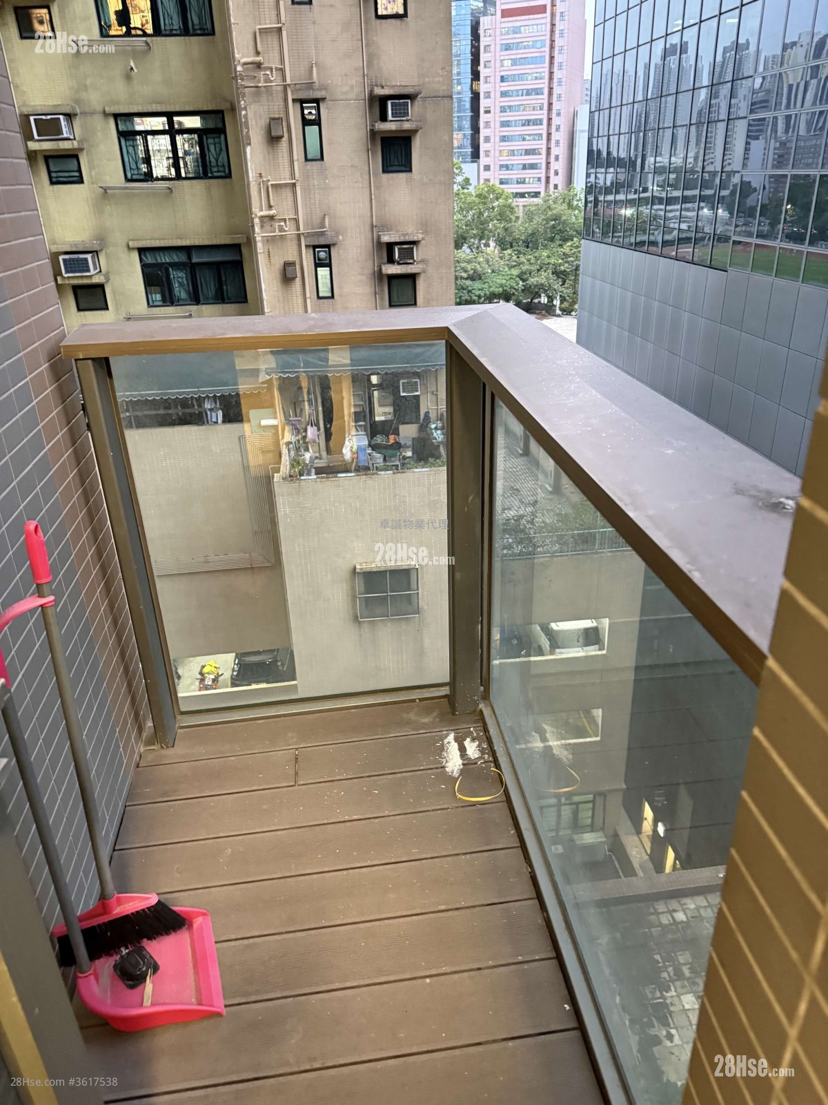 High One Rental 1 Bathroom 220 ft² High One Rental 1 Bathroom 220 ft²
