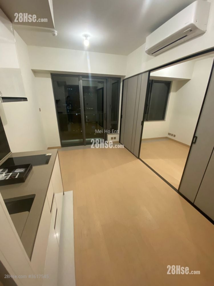 K. Summit Sell 1 Bedroom , 1 Bathroom 294 ft²