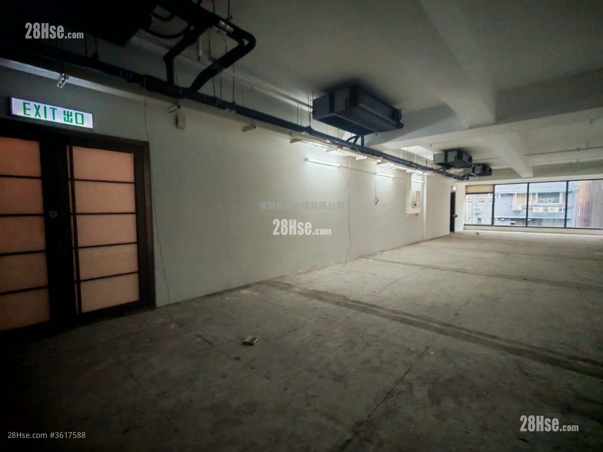 No.52 Hung To Road Rental 1,600 ft² No.52 Hung To Road Rental 1,600 ft²