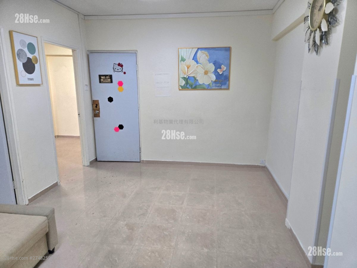 安順大廈 租盤 2 房 , 1 浴室 548 平方呎