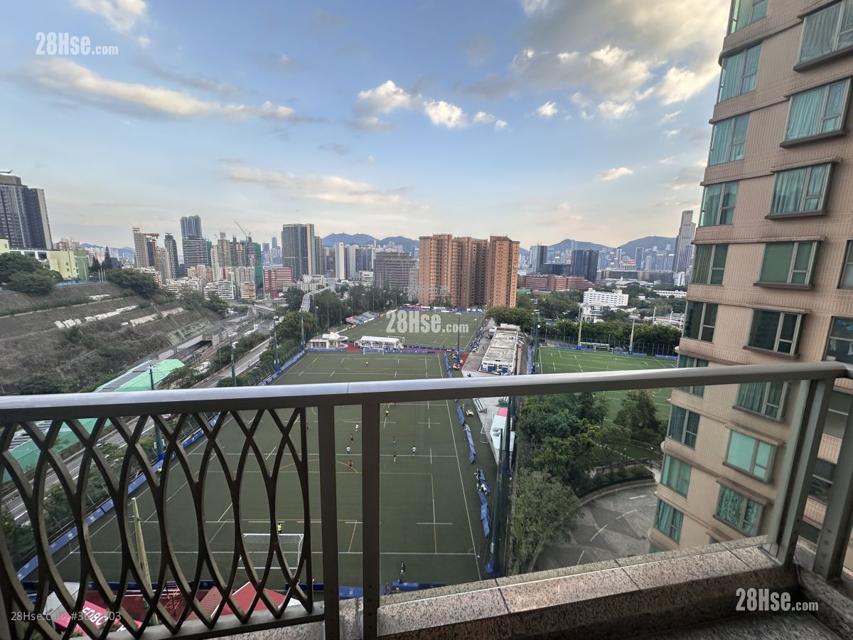 balcony: Parc Palais Rental 3 Bedrooms , 2 Bathrooms 959 ft² balcony: Parc Palais Rental 3 Bedrooms , 2 Bathrooms 959 ft²