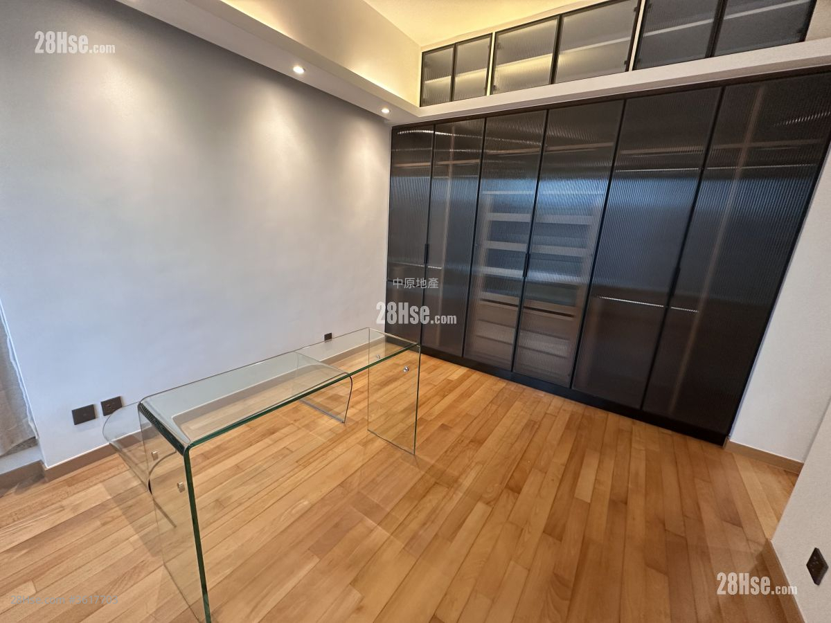 master room: Parc Palais Rental 3 Bedrooms , 2 Bathrooms 959 ft² master room: Parc Palais Rental 3 Bedrooms , 2 Bathrooms 959 ft²