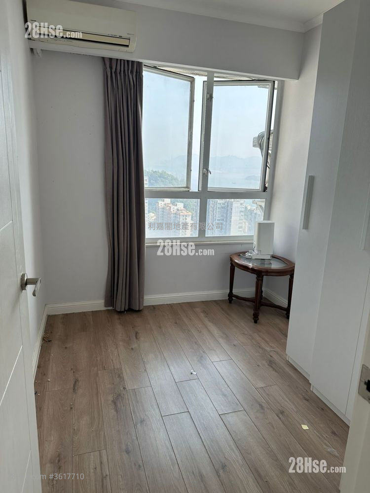 Hong Kong Garden Sell 3 Bedrooms 792 ft² Hong Kong Garden Sell 3 Bedrooms 792 ft²