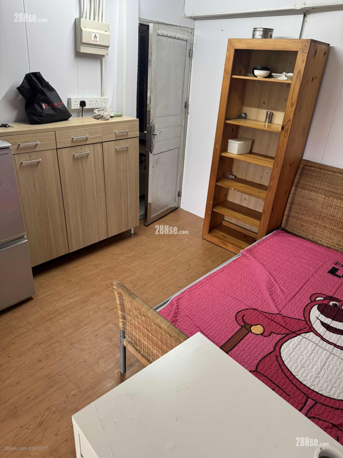 Village Rental 1 Bedroom , 1 Bathroom 180 ft² Village Rental 1 Bedroom , 1 Bathroom 180 ft²