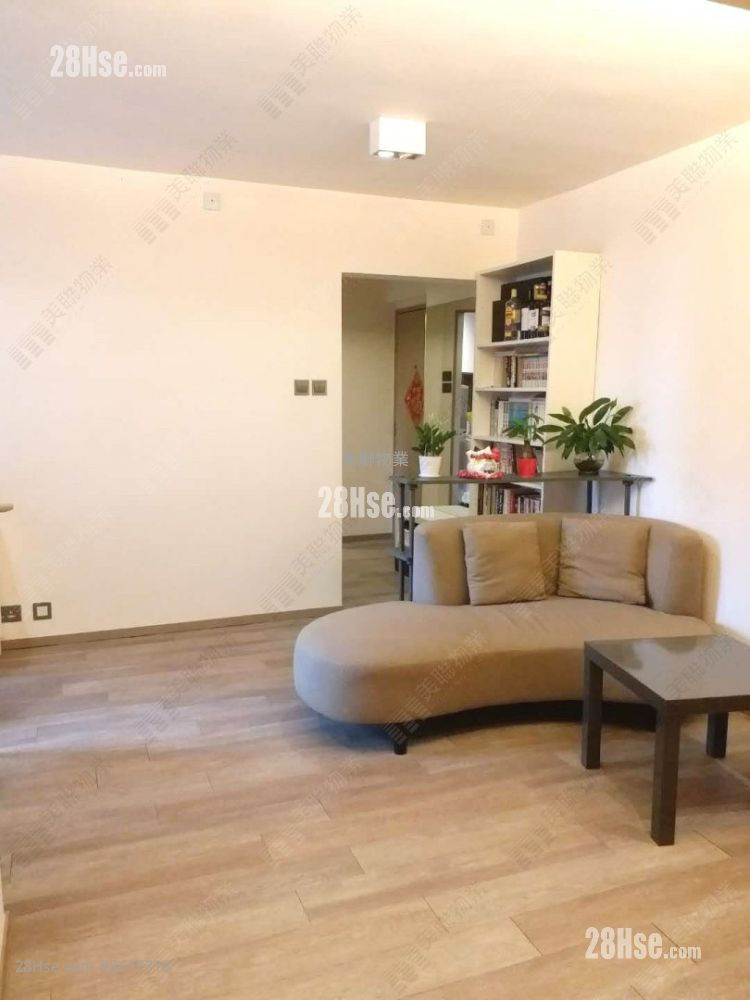 Siu Hong Court Rental 3 Bedrooms , 1 Bathroom 568 ft² Siu Hong Court Rental 3 Bedrooms , 1 Bathroom 568 ft²