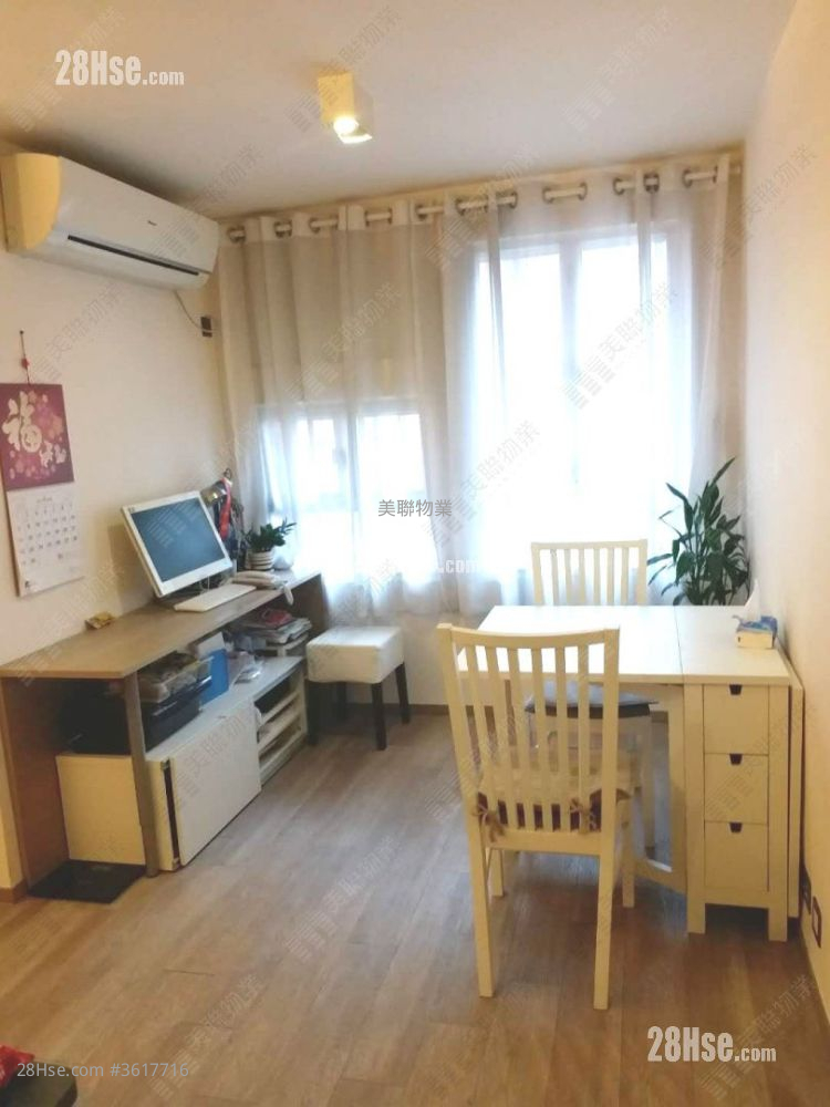 Siu Hong Court Rental 3 Bedrooms , 1 Bathroom 568 ft² Siu Hong Court Rental 3 Bedrooms , 1 Bathroom 568 ft²