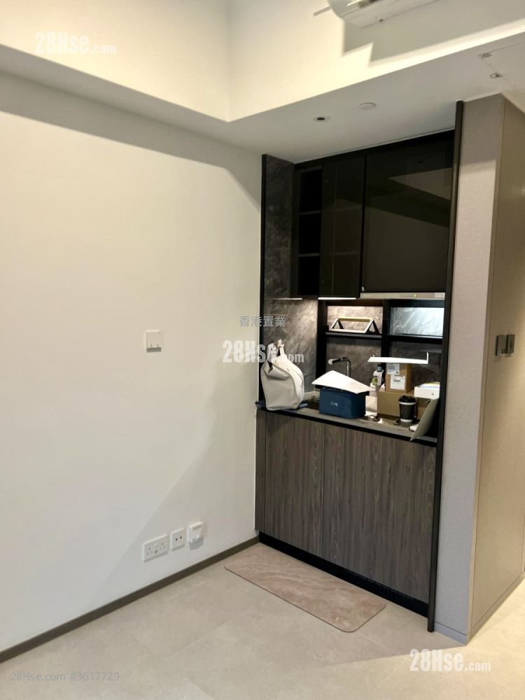 Cullinan Sky Rental Studio , 1 Bathroom 236 ft² Cullinan Sky Rental Studio , 1 Bathroom 236 ft²