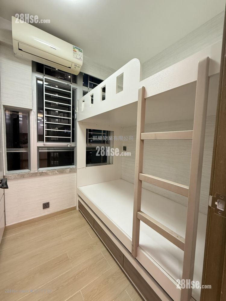 Choi Hing Court Sell 2 Bedrooms , 1 Bathroom 378 ft² Choi Hing Court Sell 2 Bedrooms , 1 Bathroom 378 ft²