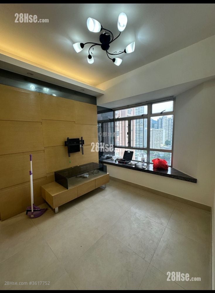 Sunshine City Rental 3 Bedrooms , 2 Bathrooms 503 ft² Sunshine City Rental 3 Bedrooms , 2 Bathrooms 503 ft²