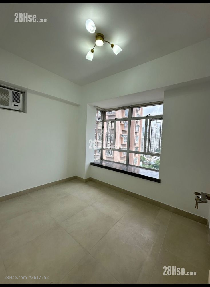 Sunshine City Rental 3 Bedrooms , 2 Bathrooms 503 ft² Sunshine City Rental 3 Bedrooms , 2 Bathrooms 503 ft²