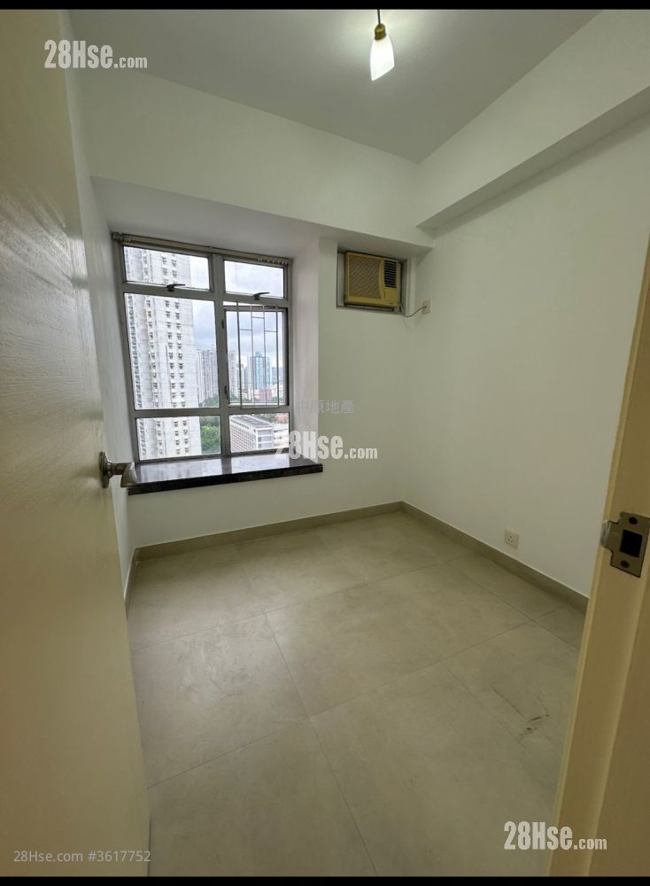 Sunshine City Rental 3 Bedrooms , 2 Bathrooms 503 ft² Sunshine City Rental 3 Bedrooms , 2 Bathrooms 503 ft²