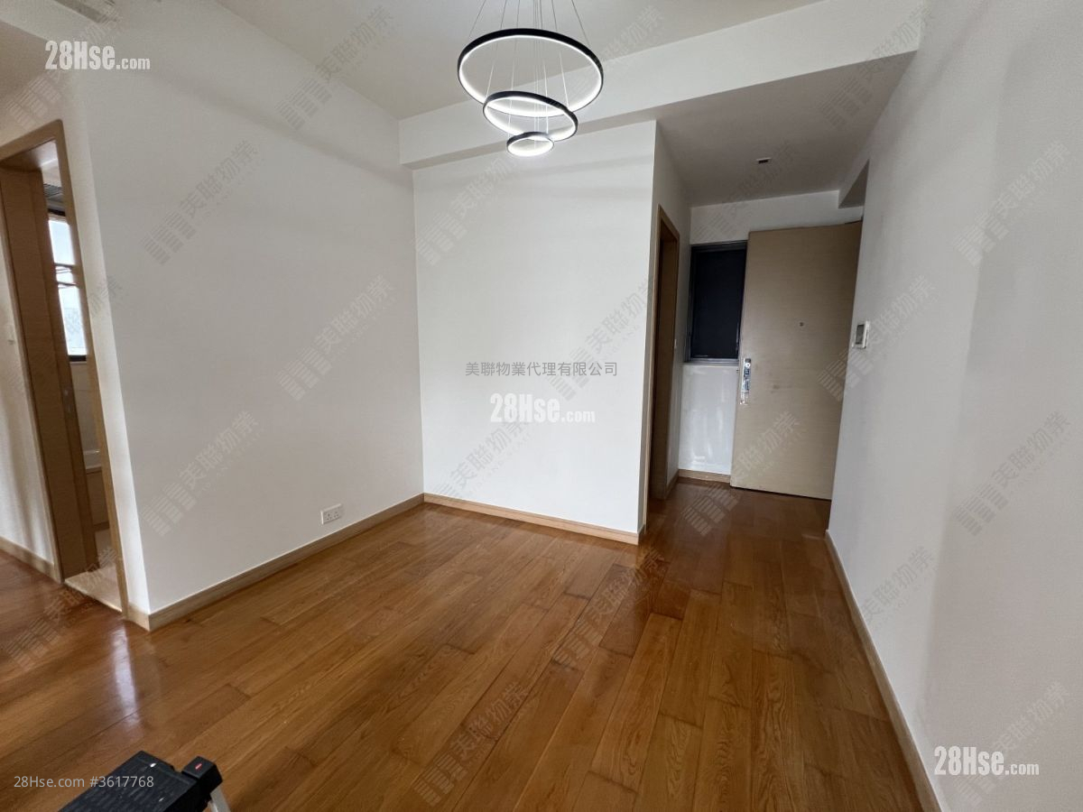 Mantin Heights Sell 2 Bedrooms 689 ft² Mantin Heights Sell 2 Bedrooms 689 ft²