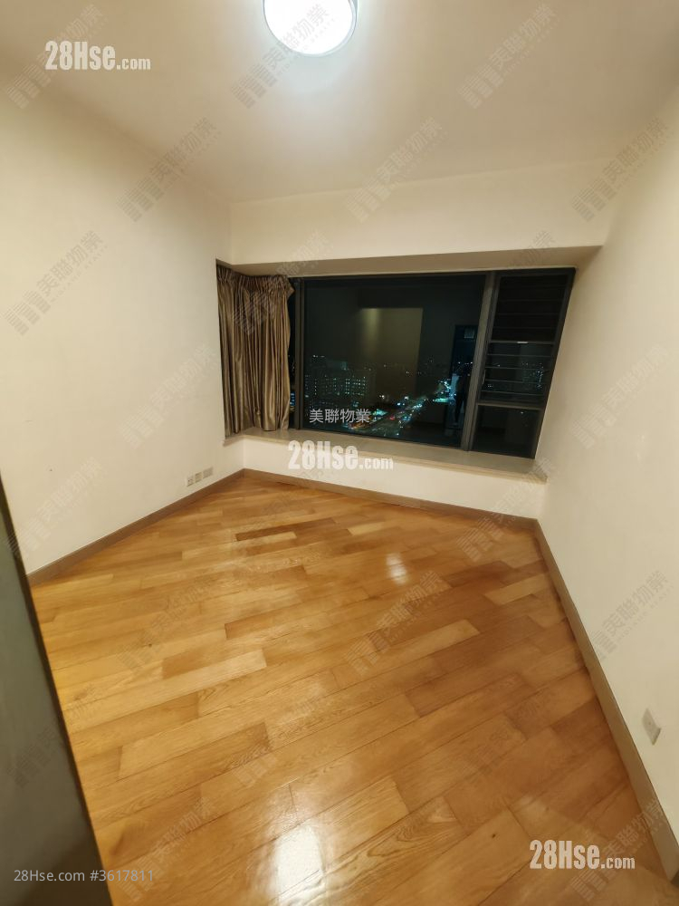 Yoho Midtown 售盤 4 房 , 2 浴室 1,026 平方呎 Yoho Midtown 售盤 4 房 , 2 浴室 1,026 平方呎