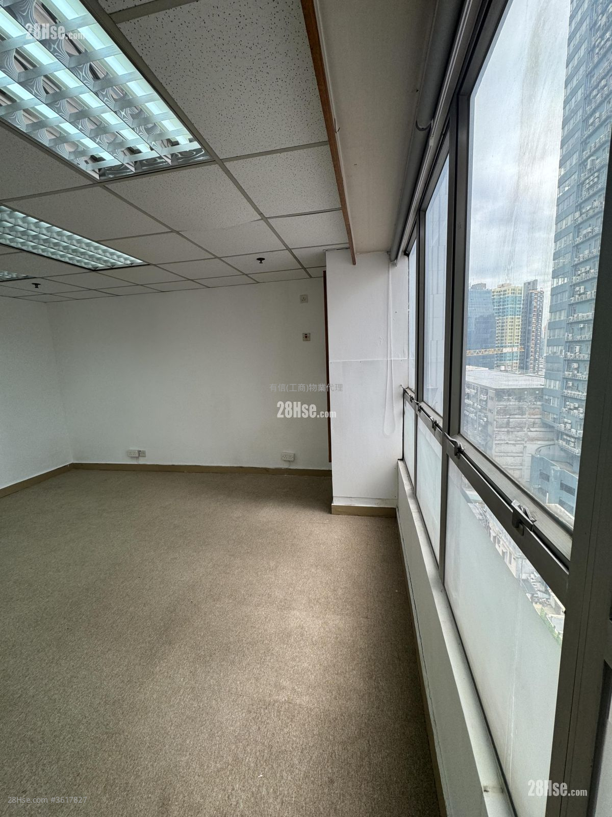 Kowloon Plaza Rental 367 ft² Kowloon Plaza Rental 367 ft²