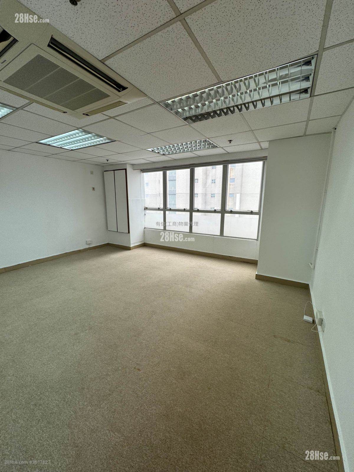 Kowloon Plaza Rental 367 ft² Kowloon Plaza Rental 367 ft²