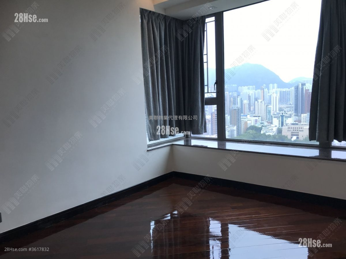 Grand Excelsior Sell 2 Bedrooms , 2 Bathrooms 676 ft² Grand Excelsior Sell 2 Bedrooms , 2 Bathrooms 676 ft²
