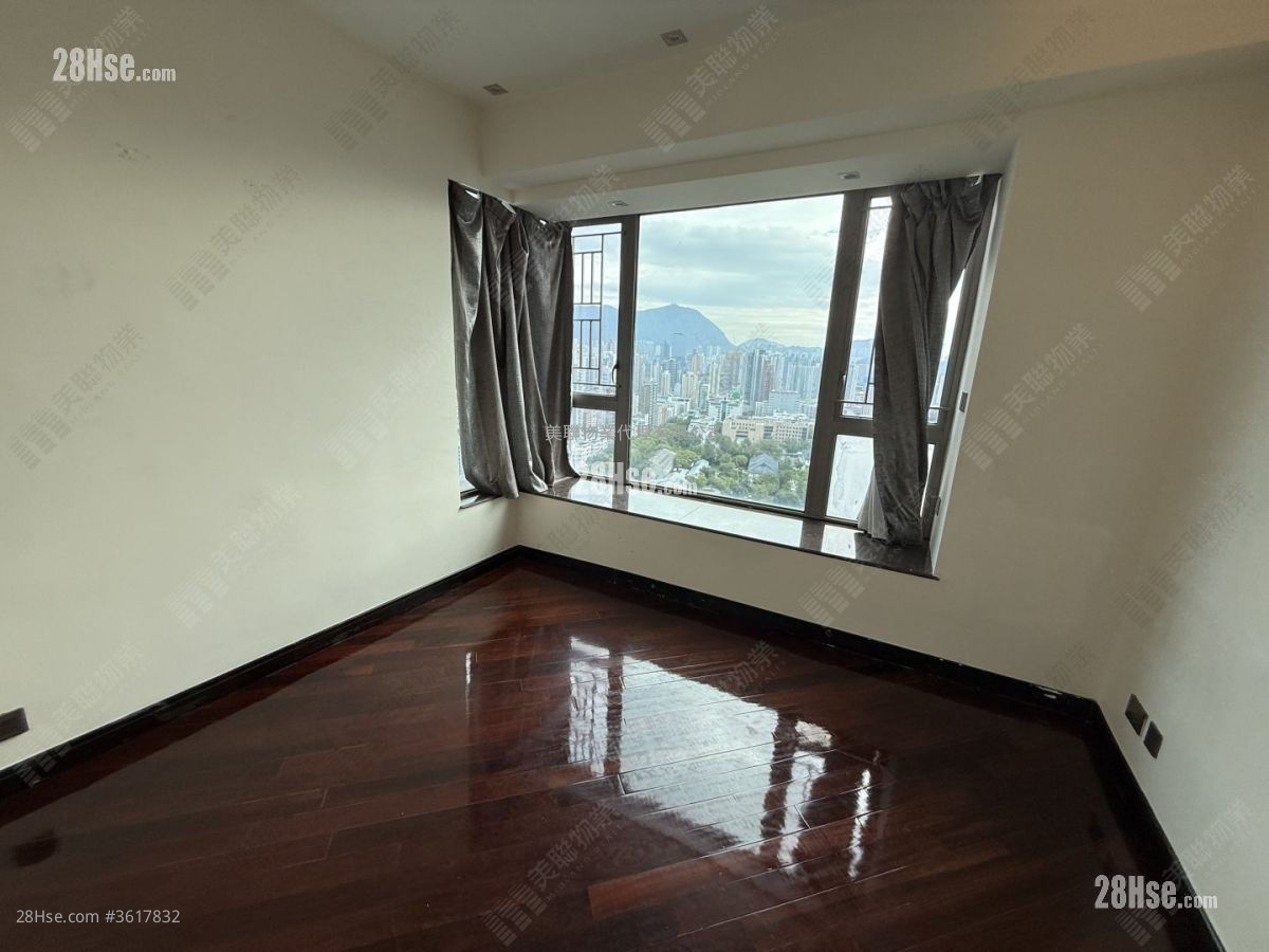 Grand Excelsior Sell 2 Bedrooms , 2 Bathrooms 676 ft² Grand Excelsior Sell 2 Bedrooms , 2 Bathrooms 676 ft²