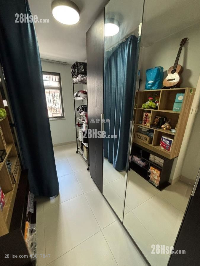 Village Sell 3 Bedrooms , 1 Bathroom Village Sell 3 Bedrooms , 1 Bathroom
