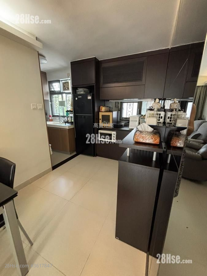 Village Sell 3 Bedrooms , 1 Bathroom Village Sell 3 Bedrooms , 1 Bathroom