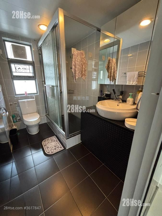 Village Sell 3 Bedrooms , 1 Bathroom Village Sell 3 Bedrooms , 1 Bathroom