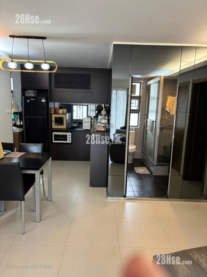 Village Sell 3 Bedrooms , 1 Bathroom Village Sell 3 Bedrooms , 1 Bathroom