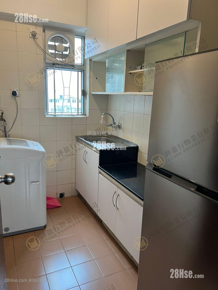Po Fung Building Rental 3 Bedrooms , 1 Bathroom Po Fung Building Rental 3 Bedrooms , 1 Bathroom