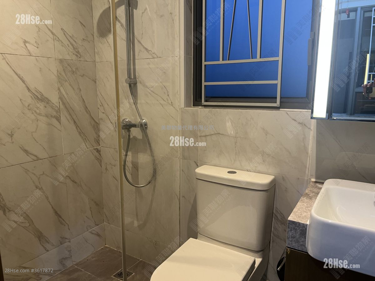 Astoria Crest Sell 1 Bedroom , 1 Bathroom 270 ft² Astoria Crest Sell 1 Bedroom , 1 Bathroom 270 ft²