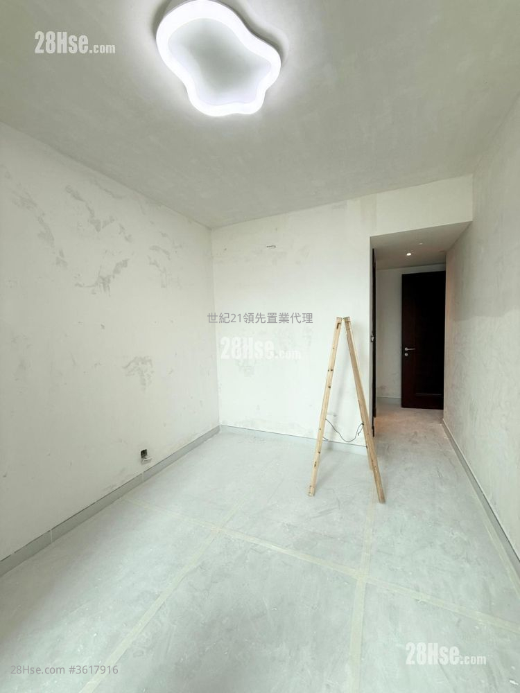 Celestial Heights Rental 4 Bedrooms , 3 Bathrooms 1,579 ft² Celestial Heights Rental 4 Bedrooms , 3 Bathrooms 1,579 ft²