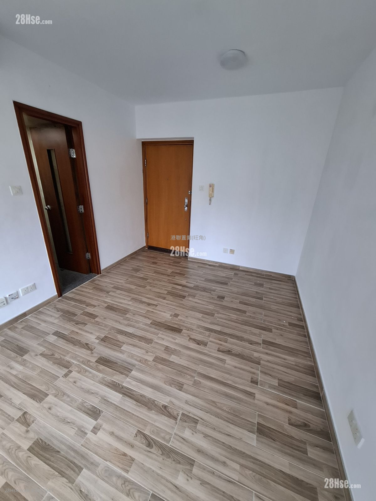 Fa Yuen Plaza Rental Studio , 1 Bathroom 214 ft² Fa Yuen Plaza Rental Studio , 1 Bathroom 214 ft²