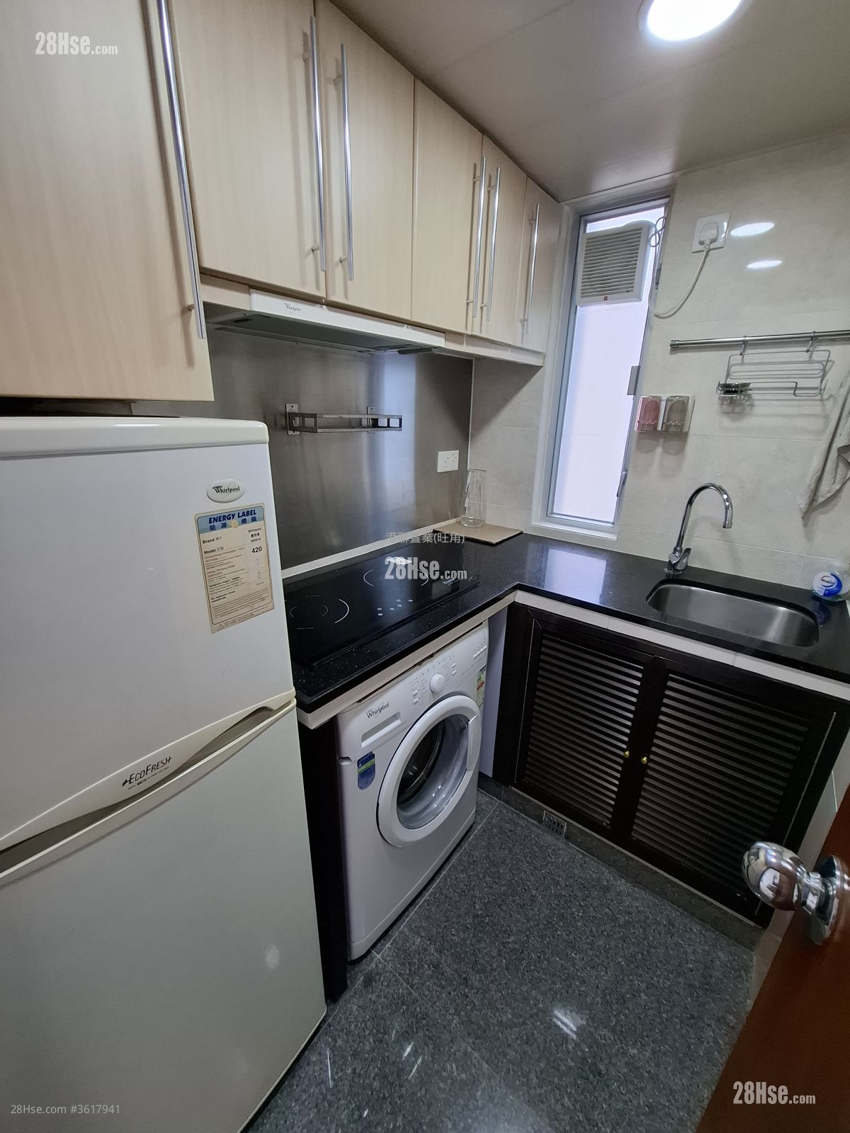 Fa Yuen Plaza Rental Studio , 1 Bathroom 214 ft² Fa Yuen Plaza Rental Studio , 1 Bathroom 214 ft²