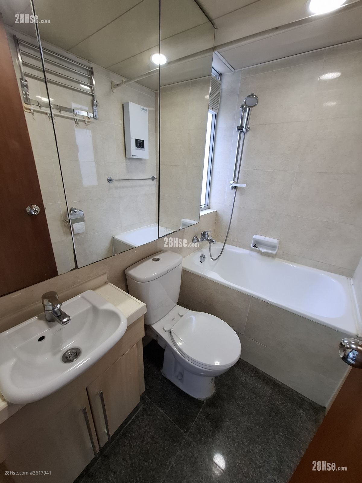 Fa Yuen Plaza Rental Studio , 1 Bathroom 214 ft² Fa Yuen Plaza Rental Studio , 1 Bathroom 214 ft²