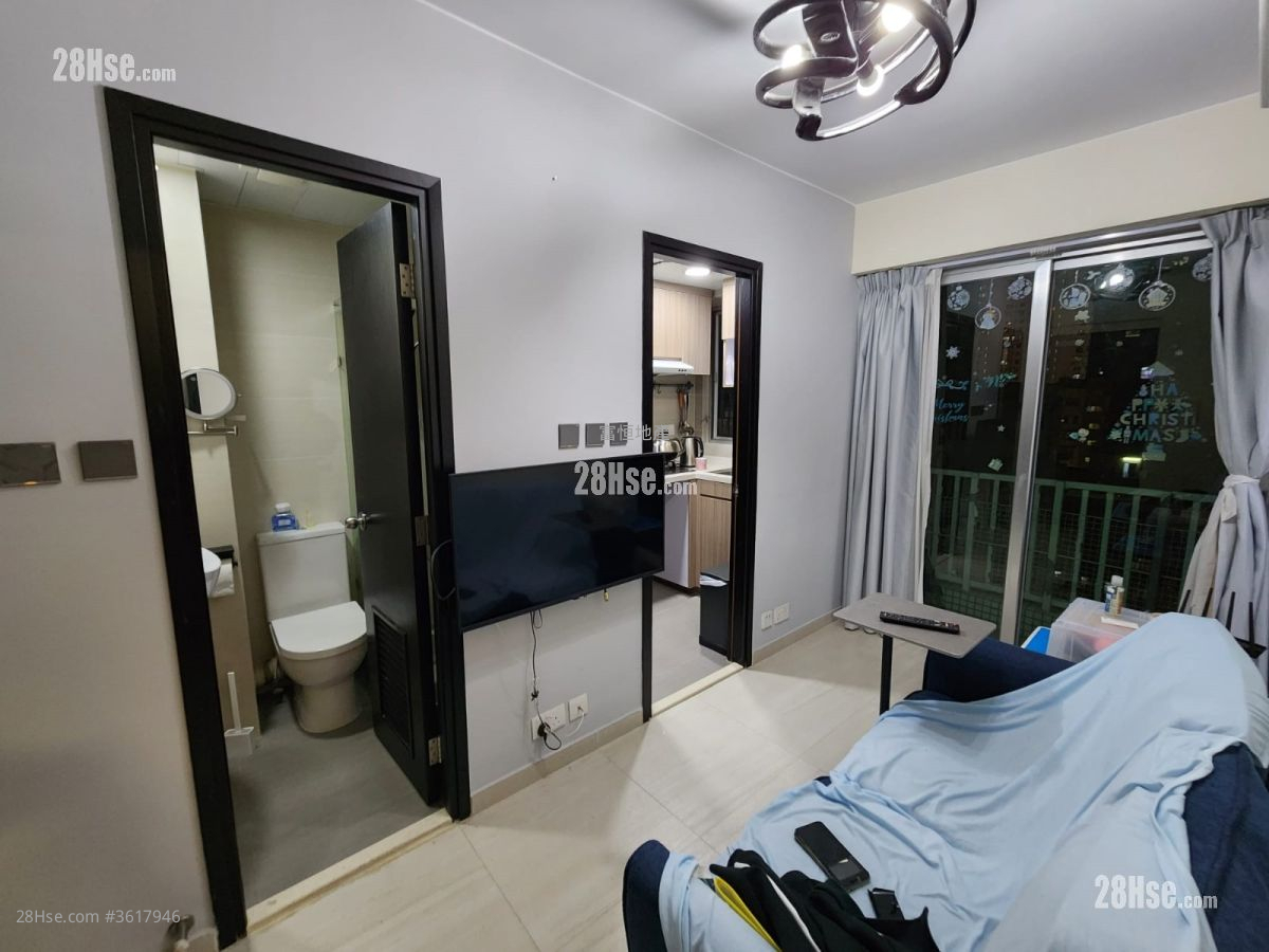 Kellet Court Sell 2 Bedrooms , 1 Bathroom 296 ft² Kellet Court Sell 2 Bedrooms , 1 Bathroom 296 ft²