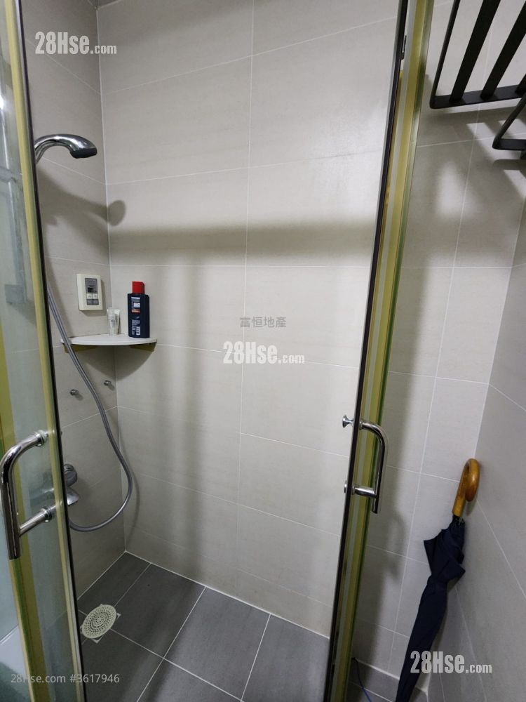 Kellet Court Sell 2 Bedrooms , 1 Bathroom 296 ft² Kellet Court Sell 2 Bedrooms , 1 Bathroom 296 ft²