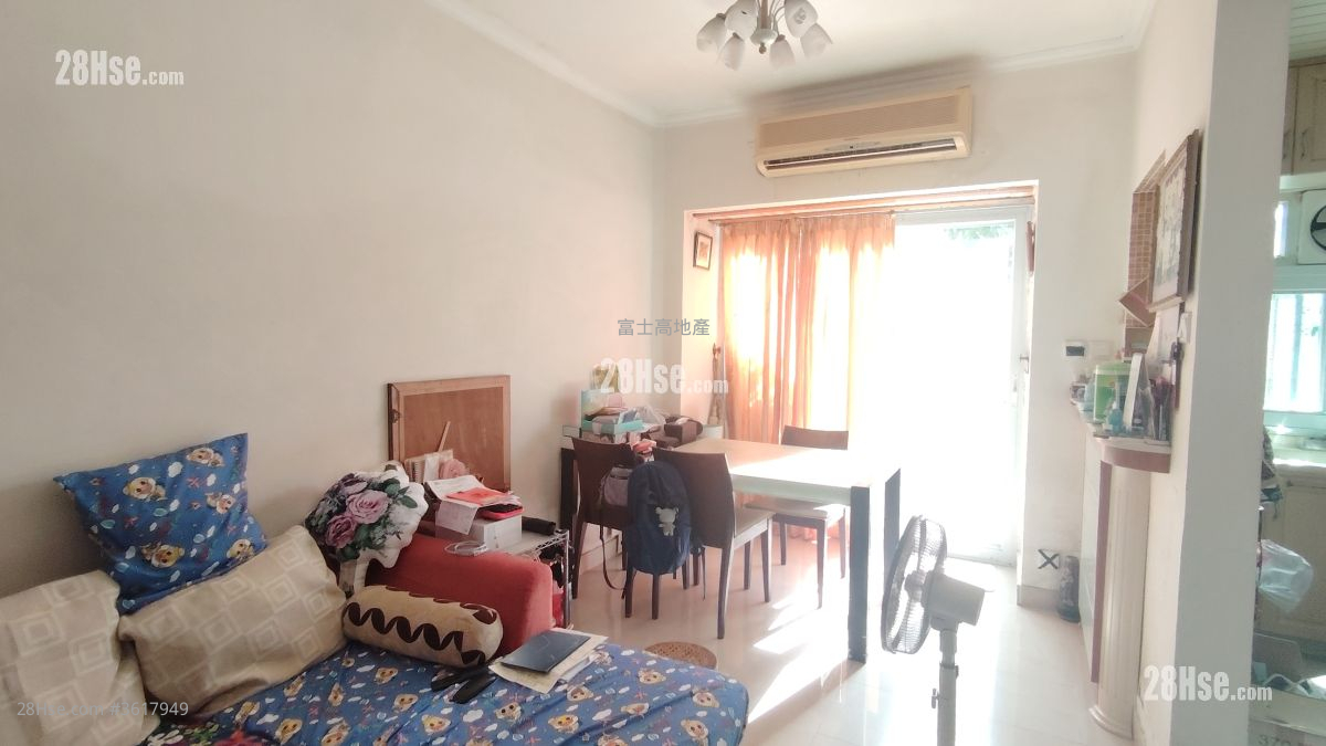 Fairview Park Sell 3 Bedrooms , 2 Bathrooms 962 ft²