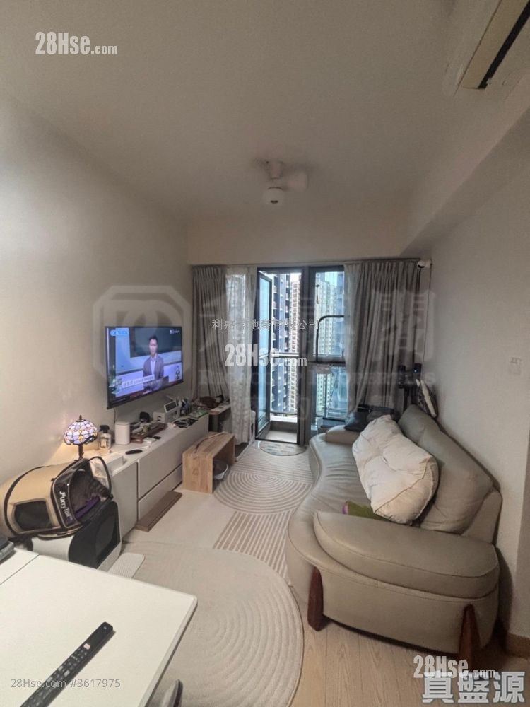 The Spectra Sell 2 Bedrooms , 1 Bathroom 493 ft²