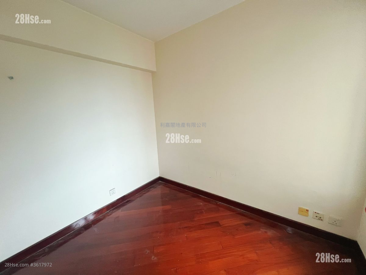 Bellagio Sell 2 Bedrooms 526 ft² Bellagio Sell 2 Bedrooms 526 ft²