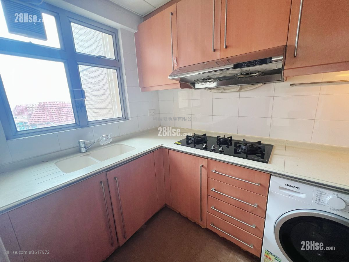 Bellagio Sell 2 Bedrooms 526 ft² Bellagio Sell 2 Bedrooms 526 ft²