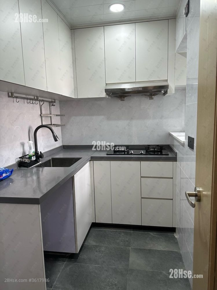 Miami Beach Towers Sell 2 Bedrooms , 1 Bathroom 443 ft² Miami Beach Towers Sell 2 Bedrooms , 1 Bathroom 443 ft²