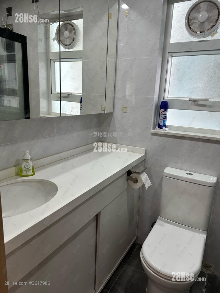 Miami Beach Towers Sell 2 Bedrooms , 1 Bathroom 443 ft² Miami Beach Towers Sell 2 Bedrooms , 1 Bathroom 443 ft²