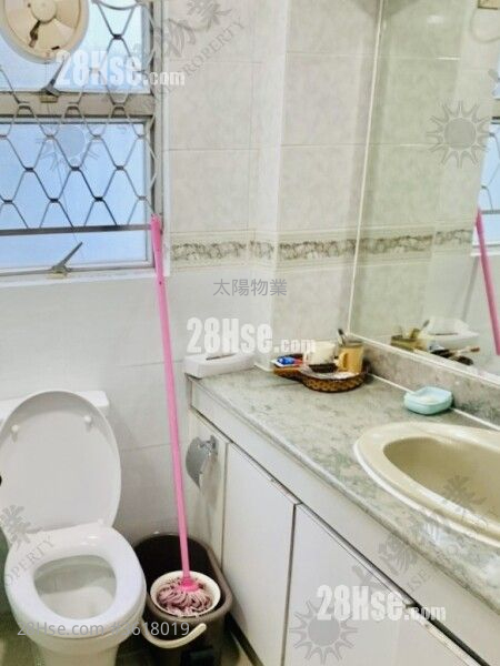 Whampoa Garden Sell 3 Bedrooms 777 ft² Whampoa Garden Sell 3 Bedrooms 777 ft²