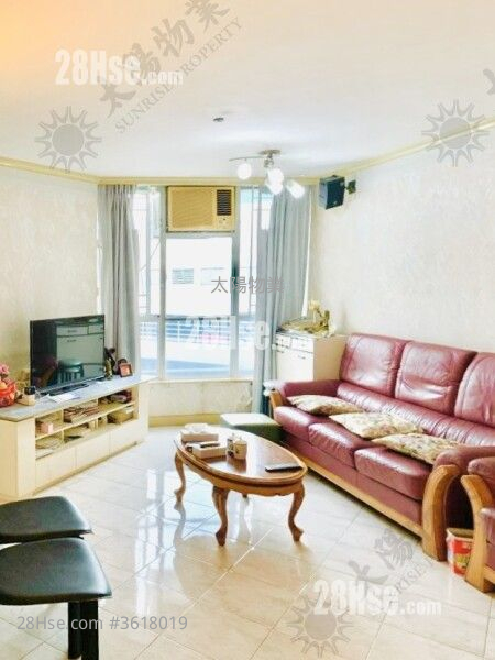 Whampoa Garden Sell 3 Bedrooms 777 ft² Whampoa Garden Sell 3 Bedrooms 777 ft²
