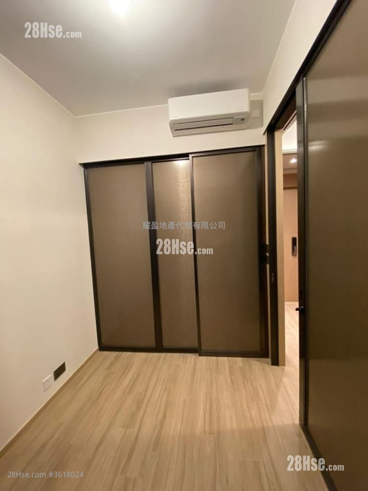 Cetus Square Mile Sell 1 Bedroom , 1 Bathroom 252 ft² Cetus Square Mile Sell 1 Bedroom , 1 Bathroom 252 ft²