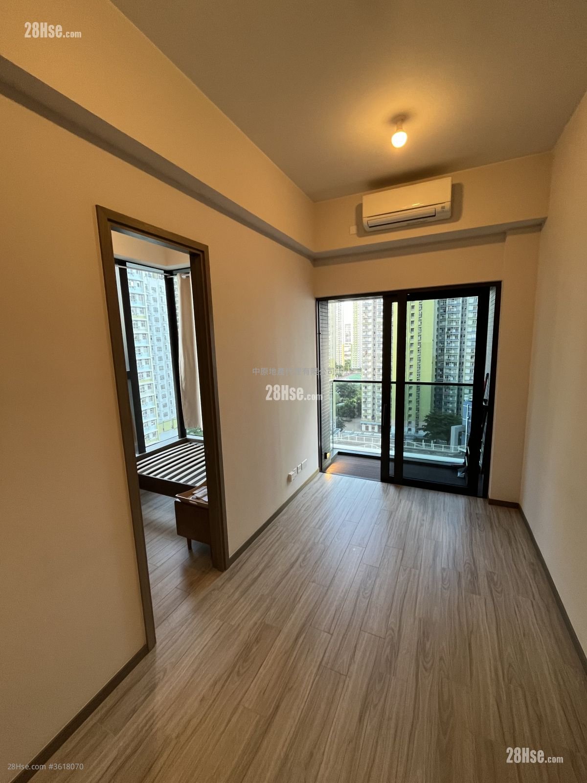 The Addition Sell 1 Bedroom , 1 Bathroom 276 ft²