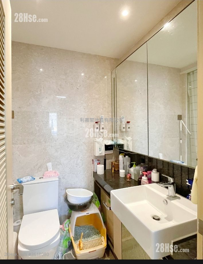 The Papillons Sell 2 Bedrooms , 1 Bathroom 513 ft² The Papillons Sell 2 Bedrooms , 1 Bathroom 513 ft²